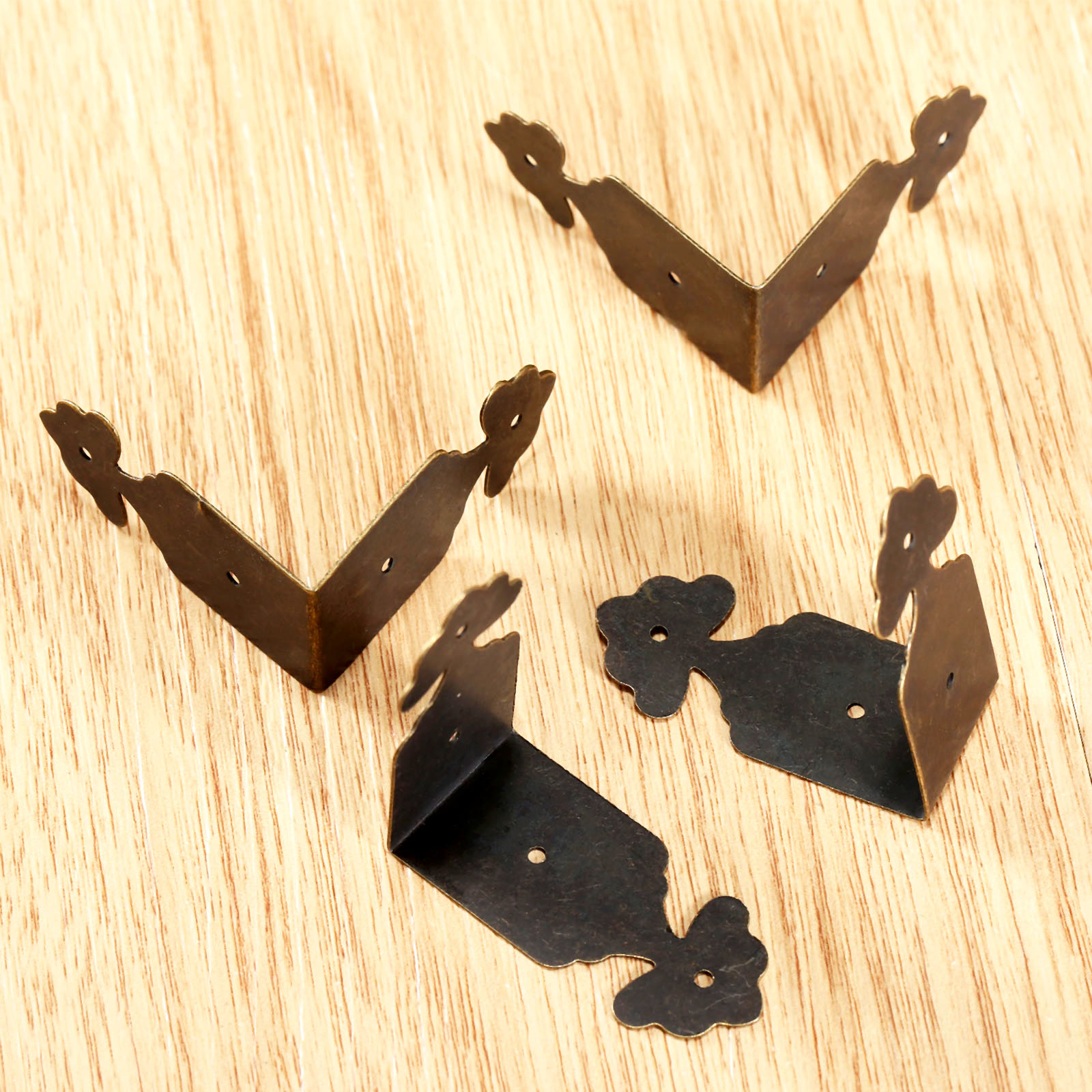 Protecteurs d'angle décoratifs - Furniture Hardware Antique avis et prix